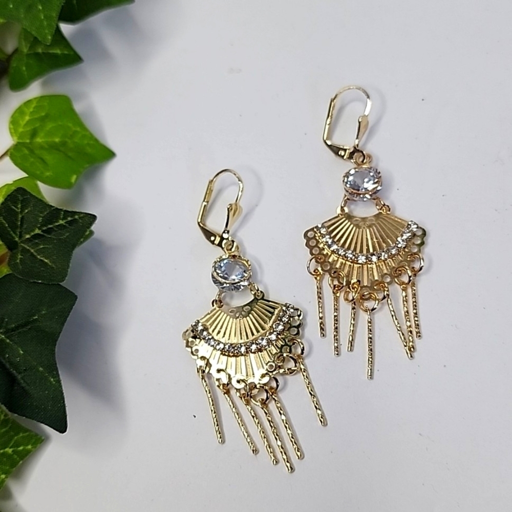 Gold Asian Fan Dangle Earrings. NEW